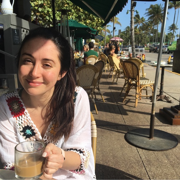 Meet Your Posher, Samantha! - Picture 3 of 3